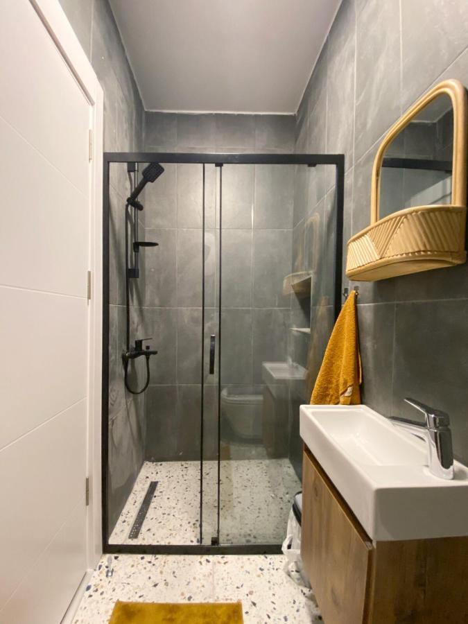 Cosy Flat With A Garden In Central Kadikoy Stambuł Zewnętrze zdjęcie